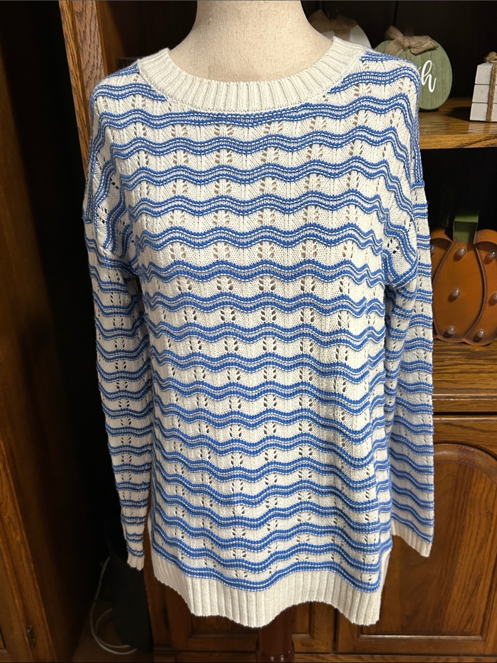Maurices Blue and Cream Wavy Stripe Crewneck Sweater Size XS